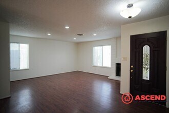 3112 Jackie Ct in Bakersfield, CA - Building Photo - Building Photo