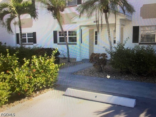 property at 1518 Edgewater Cir