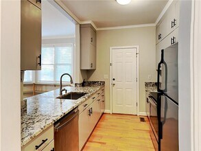 1433 Carroll Dr NW in Atlanta, GA - Building Photo - Building Photo