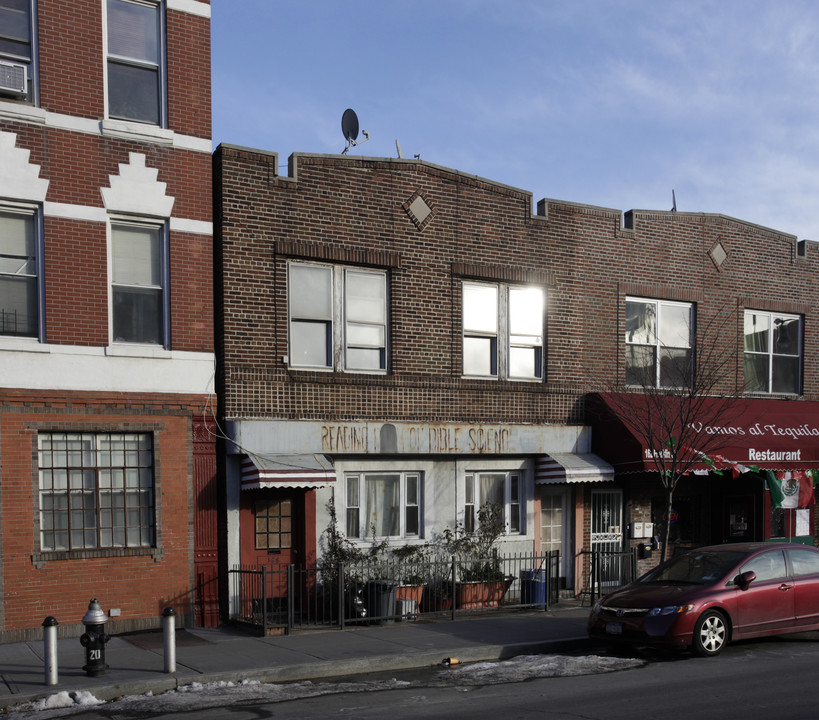 166 Franklin St in Brooklyn, NY - Building Photo