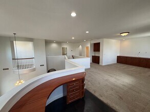 3047 W Harold Ct in Visalia, CA - Building Photo - Building Photo