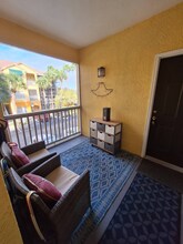 10764 70th Ave in Seminole, FL - Foto de edificio - Building Photo