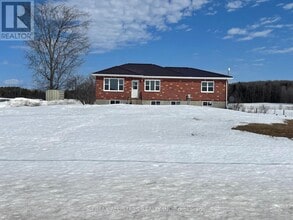 488 Fenel Rd in Kawartha Lakes, ON - Building Photo - Building Photo