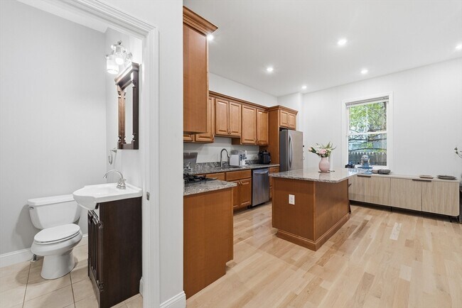 77 North St in Somerville, MA - Building Photo - Building Photo