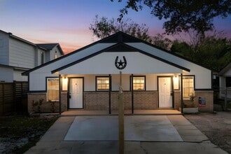 1115 Brookswood Ave in Austin, TX - Building Photo - Building Photo