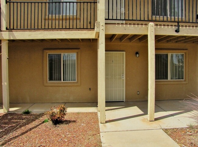 1888 Paseo De La Luna in Sierra Vista, AZ - Building Photo - Building Photo