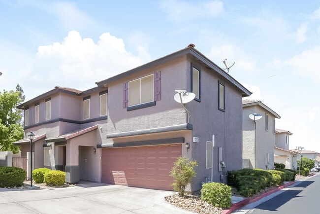 property at 1333 Hawaiian Hills Ave