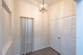 3622 Octavia Dr in Laredo, TX - Building Photo - Building Photo