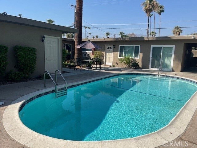 45421 Sunset Ln, Unit 3 in Palm Desert, CA - Building Photo