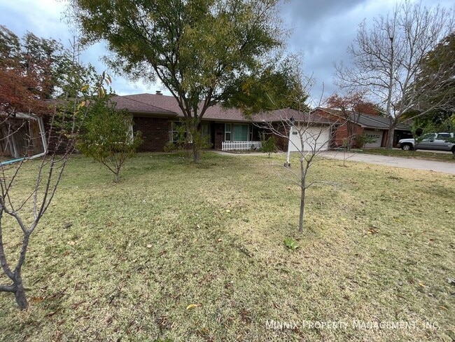 property at 6712 Gainsborough Rd