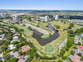 1900 Presidential Way, Unit 1-F in West Palm Beach, FL - Building Photo - Building Photo