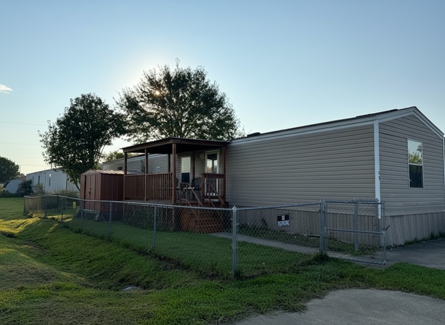 property at 6659 Daisy