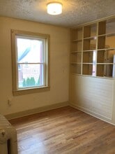 87 W King St in Shippensburg, PA - Building Photo - Building Photo