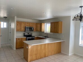 1297 S 1430 E in Provo, UT - Building Photo - Building Photo