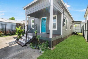 531 N Estelle St in Houston, TX - Building Photo
