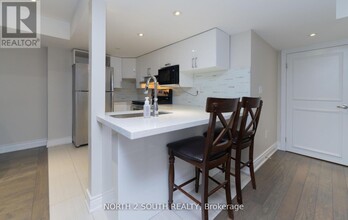 11 Wingstem Ct in Toronto, ON - Building Photo - Building Photo