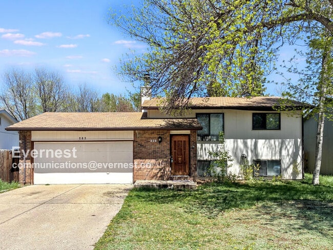 836 Vanderbilt Ct