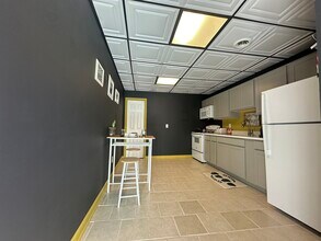 17 S Carrollton Ave in Baltimore, MD - Building Photo - Building Photo