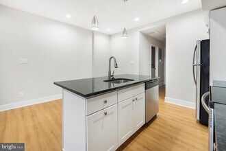 1424 S 18th St in Philadelphia, PA - Building Photo - Building Photo