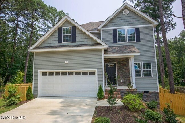 property at 3 Vail Pl