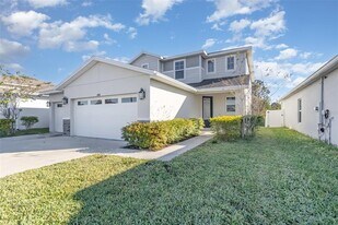 4302 Southern Vis Lp in St. Cloud, FL - Building Photo
