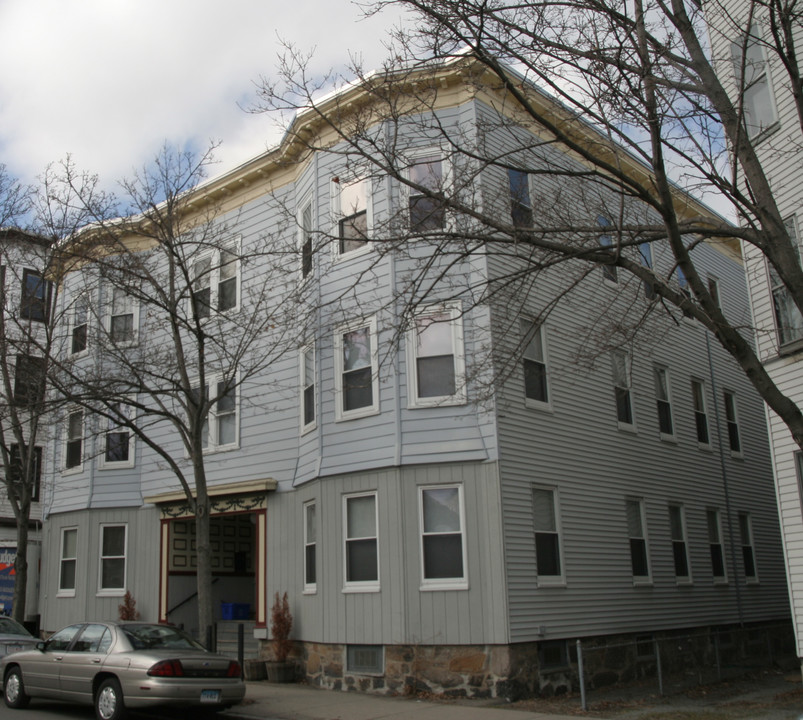 18 Homer St in Brookline, MA - Foto de edificio