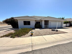 3838 Heritage Ln in Kingman, AZ - Building Photo - Building Photo