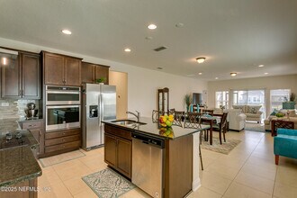 2130 Eagle Talon Cir in Fleming Island, FL - Building Photo - Building Photo