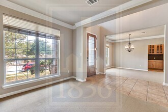 150 Abbey Dr in Austin, TX - Building Photo - Building Photo