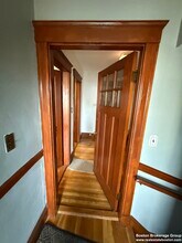 68 Belden St, Unit #2 in Boston, MA - Foto de edificio - Building Photo