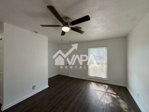 7119 Westlyn Dr in San Antonio, TX - Building Photo - Building Photo