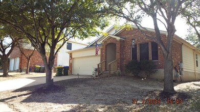 4132 St Charles Bay in San Antonio, TX - Building Photo - Building Photo