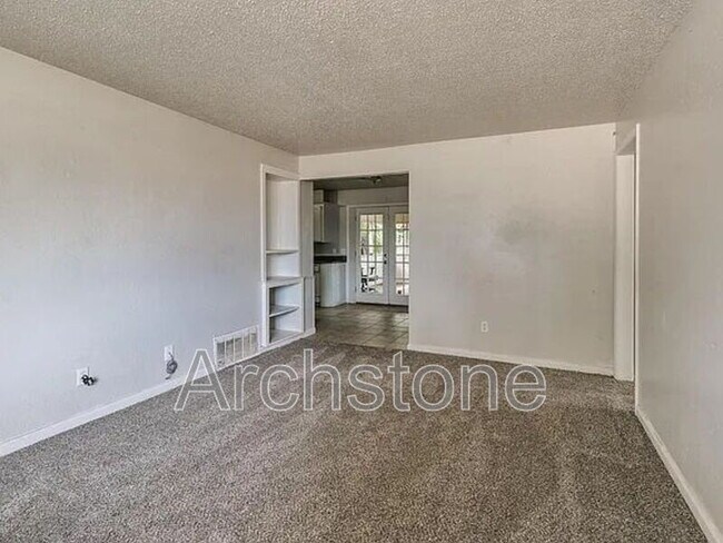 3217 Overland Dr in Del City, OK - Building Photo - Building Photo