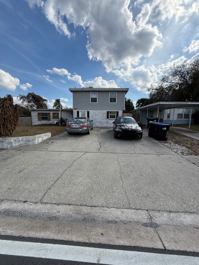 940 W Fairbanks Ave in Orlando, FL - Foto de edificio - Building Photo