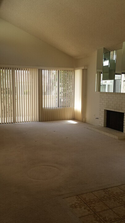 41592 Aventine Ct, Unit CASABLANCA in Palm Desert, CA - Building Photo