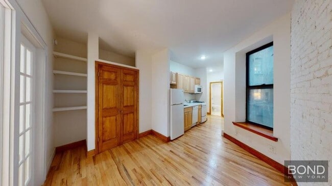 property at 814 10th Ave