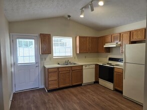204 Tipchik Dr in Lexington, KY - Building Photo - Building Photo