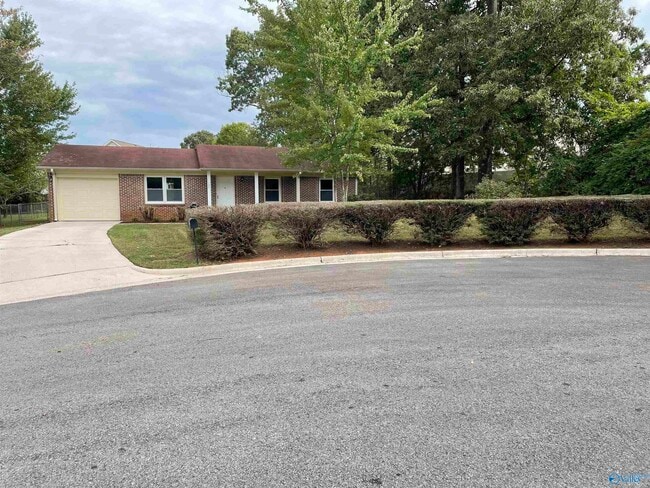 127 Liza Ln in Madison, AL - Building Photo - Building Photo