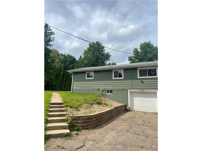property at 673 Farm Rd