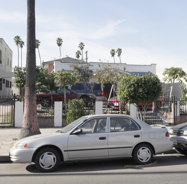 247-249 N Berendo St in Los Angeles, CA - Building Photo - Building Photo