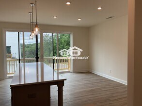 4232 Alexander Vw Dr in Charlotte, NC - Building Photo - Building Photo