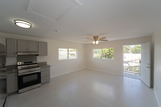 98-179 Kauhihau Pl, Unit 3 Bedroom in Pearl City, HI - Building Photo - Building Photo