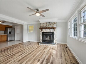 108 Tazewell Rd in Newport News, VA - Building Photo - Building Photo