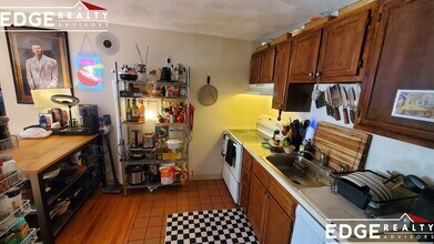 245 Kelton St, Unit 24 in Boston, MA - Foto de edificio - Building Photo