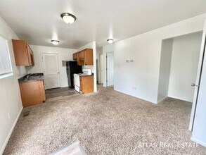 934 W Moreno Ave in Colorado Springs, CO - Building Photo - Building Photo