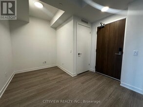 8188 Yonge St in Vaughan, ON - Building Photo - Building Photo