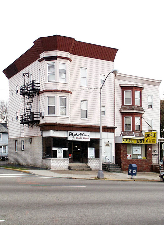 40 Washington Ave in Belleville, NJ - Building Photo