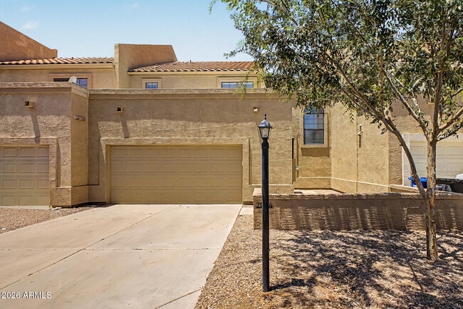2084 N Sunset Dr