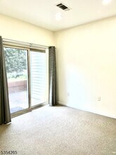 15 Warren St in Jersey City, NJ - Building Photo - Building Photo