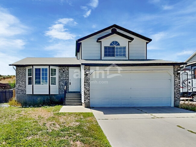 property at 5870 S Clear Vista Dr
